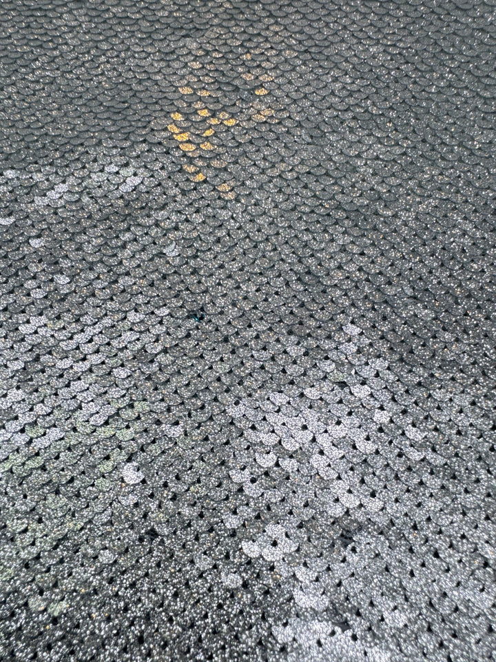 Italian Fabric - Glamour with Fluid Metallic Shine ( 1 Piece = 3 Meter)
