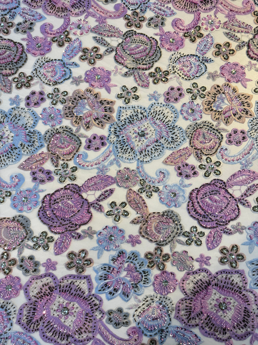 Luxury embroidered floral lace with 3D beadwork and sequins (1 Piece = 3 Meter)