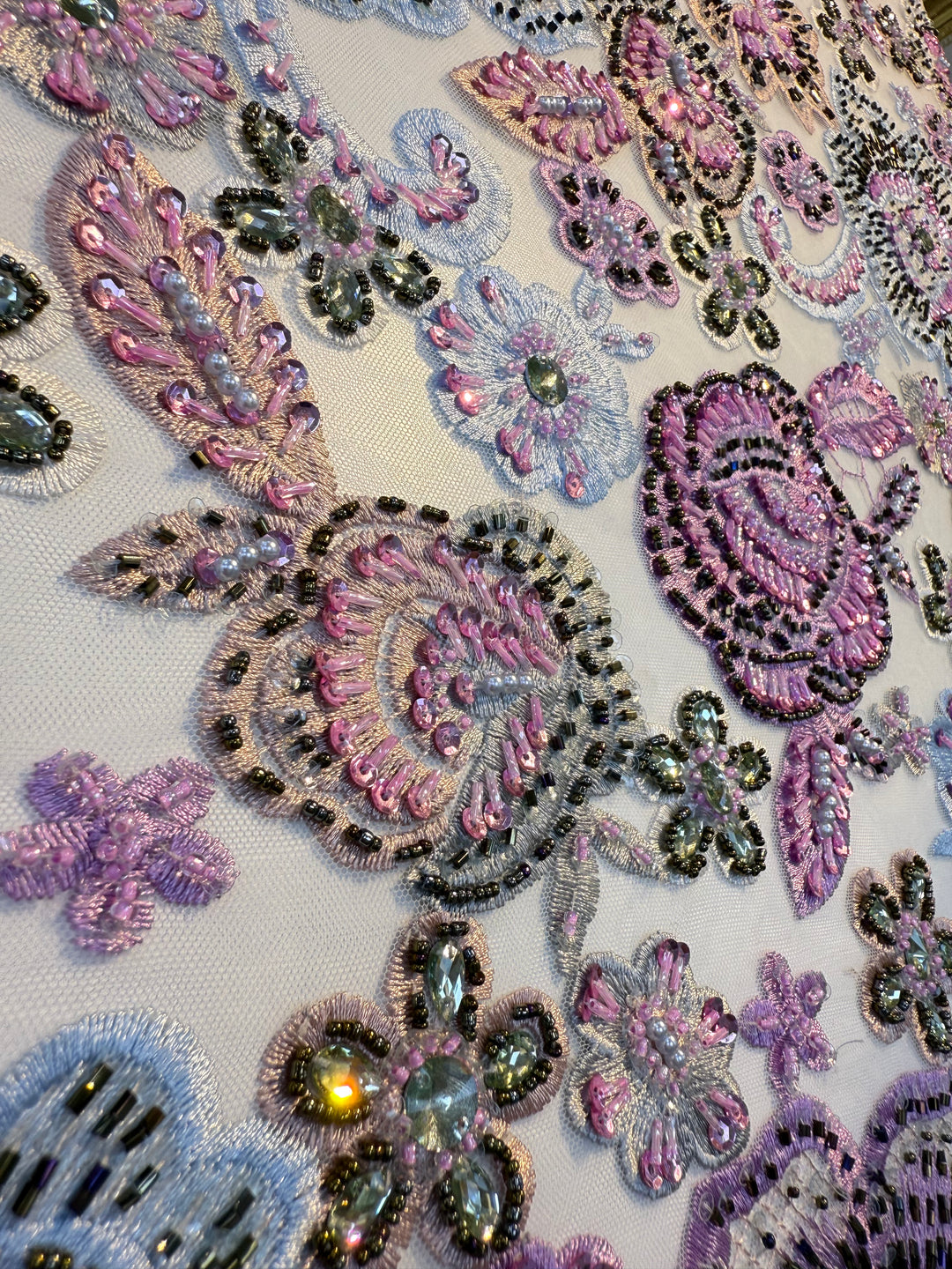 Luxury embroidered floral lace with 3D beadwork and sequins (1 Piece = 3 Meter)