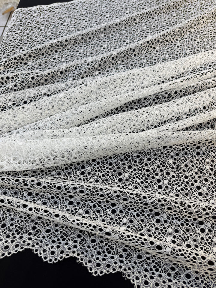 Luxury White Guipure Circle Lace Fabric – Modern Geometric Bridal & Couture Fabric( 1 Piece = 3 Meter)