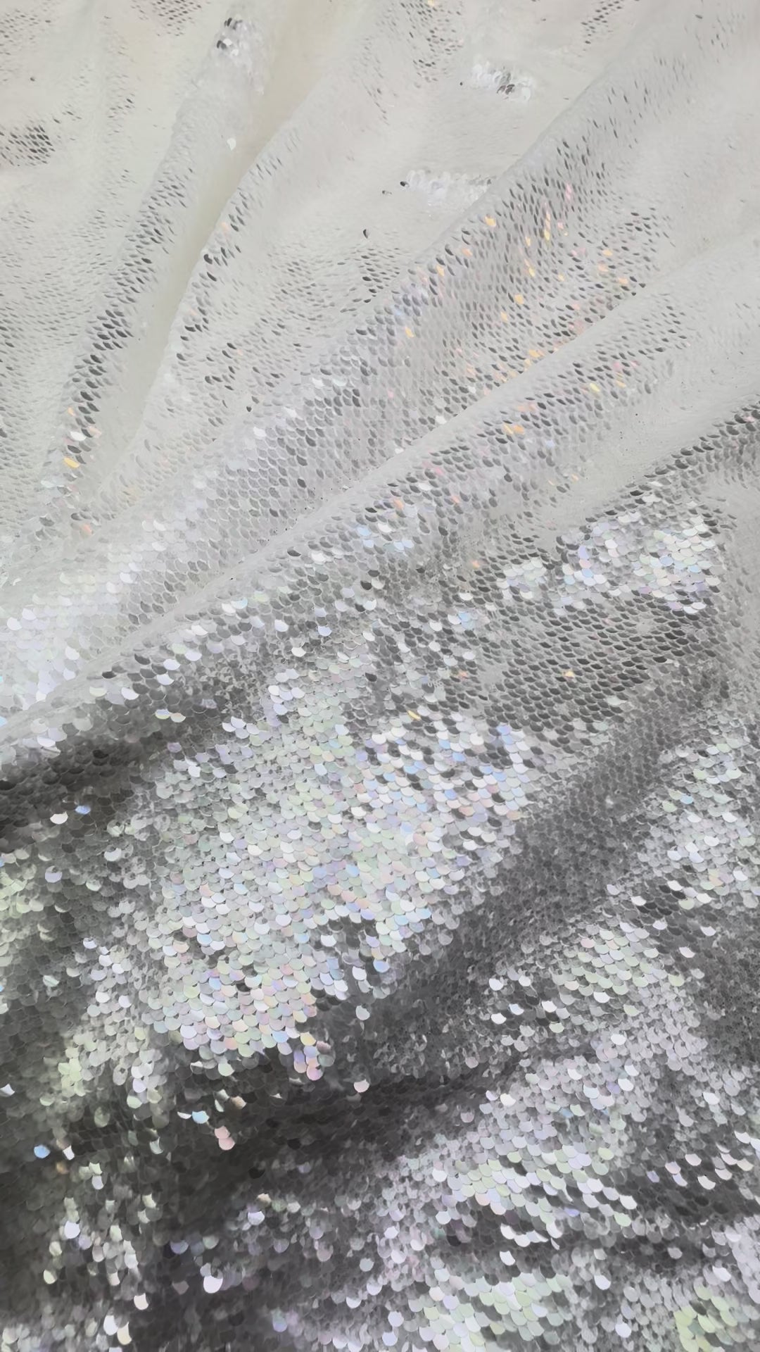 Italian Luxury Mirror Shine with Chameleon Effect